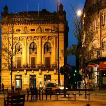 In With Balcony Πόρτο