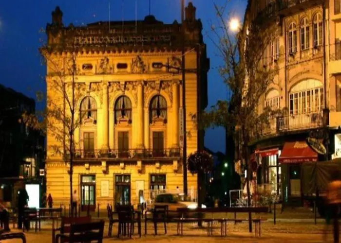 In With Balcony Πόρτο