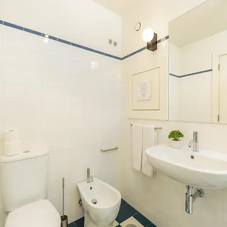 Appartement In With Balcony