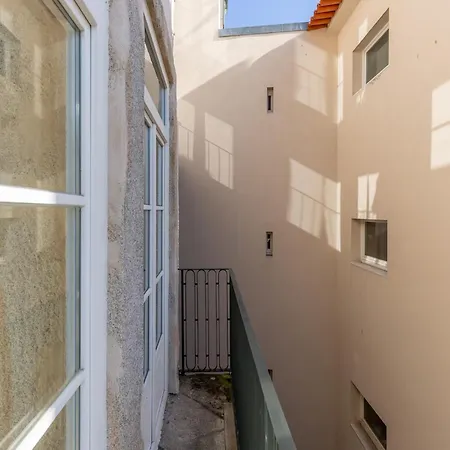 In With Balcony Oporto