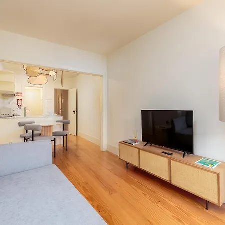 Appartement In With Balcony