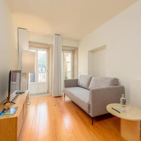 In With Balcony פורטו