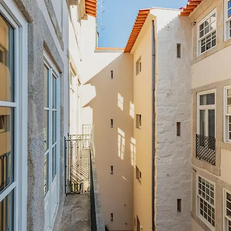Appartement In With Balcony
