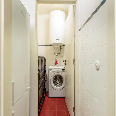 In With Balcony Apartment Porto